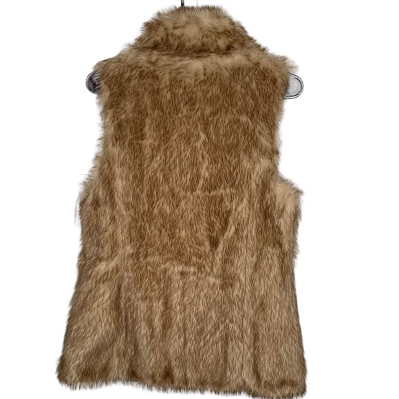 Zara Girls Winter Faux Fur Vest Size XL Brown Zip Front Warm Lined - Picture 5 of 5